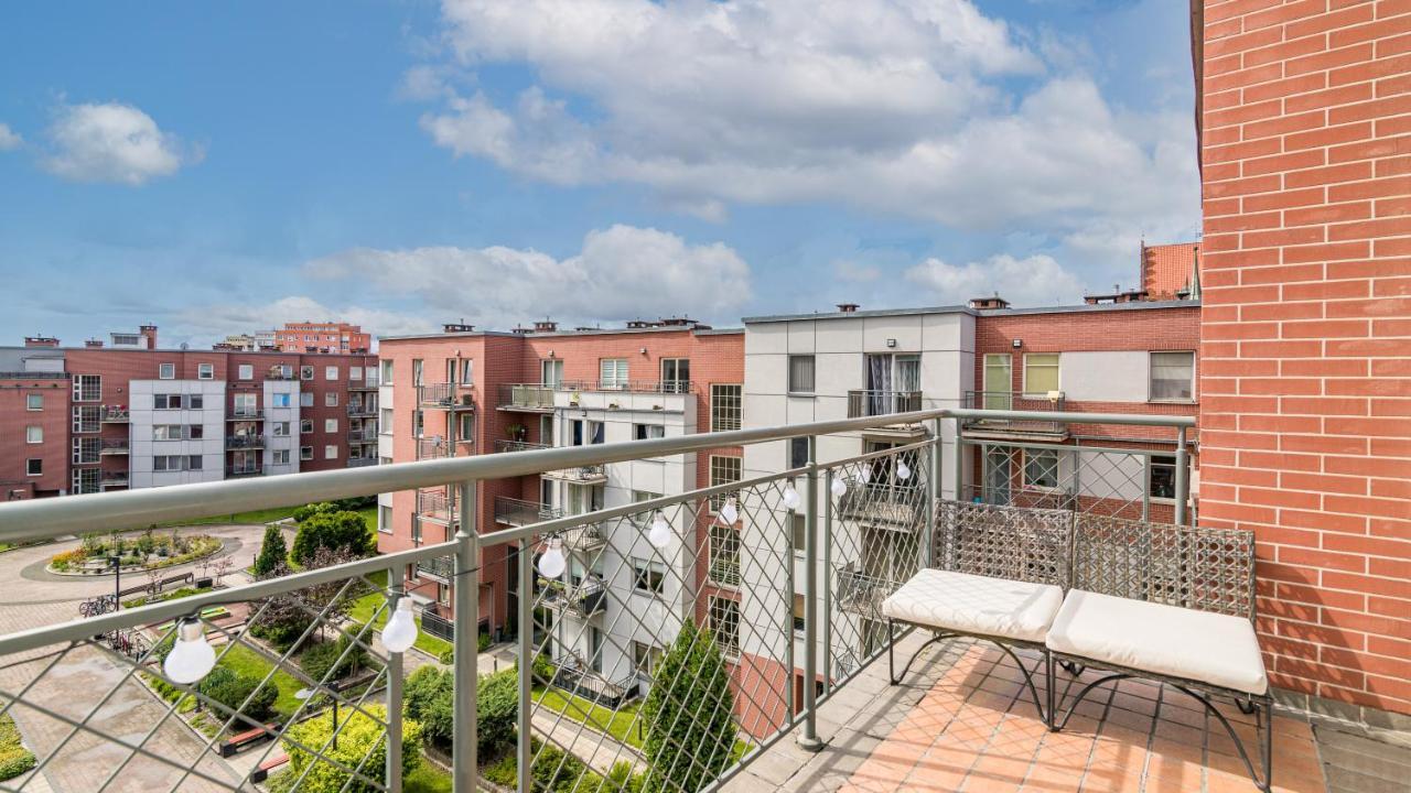 Comfy Apartments - Lastadia Lux Гданьск Экстерьер фото